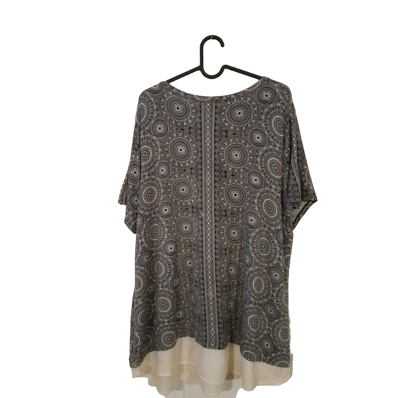 Rose & Olive Tunic All Season Geo Star Pattern w. Colorblock Hem  Flowy Plus 1X - Picture 5 of 7